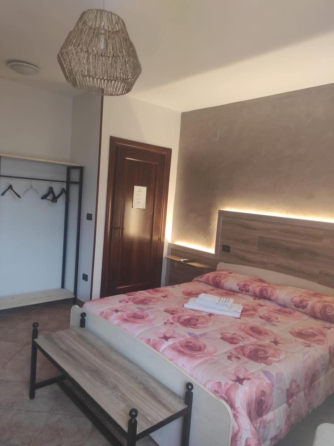 B&B Gli Amici Del Tubarello Roseto Degli Abruzzi Eksteriør bilde